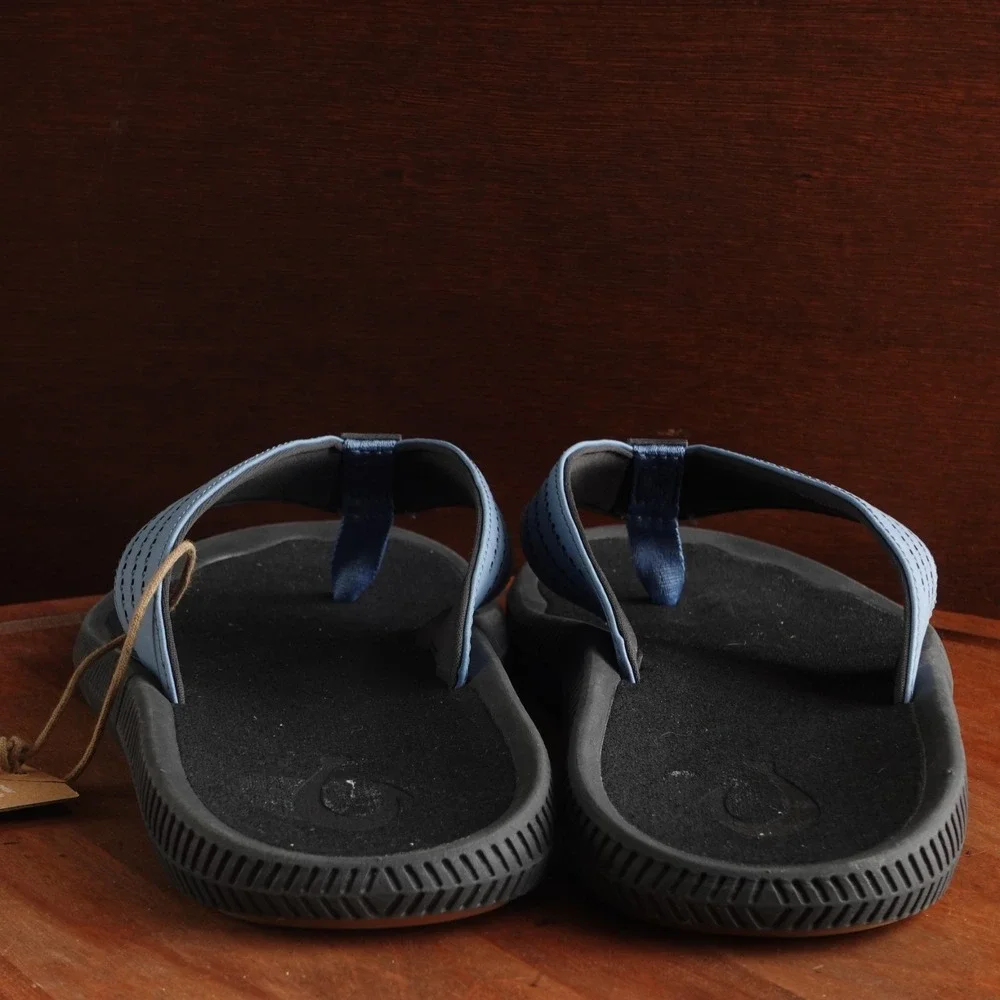 OluKai Sandals Mens SZ 14 Blue BLK Ulele Thong Flip Flop Coastal Beach Shoes NWT